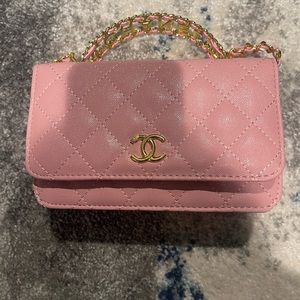 Gorgeous pink fashion bag